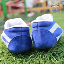 Load image into Gallery viewer, Baby Sneakers - Blue
